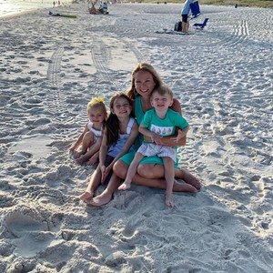 Meet your Posher, Laura